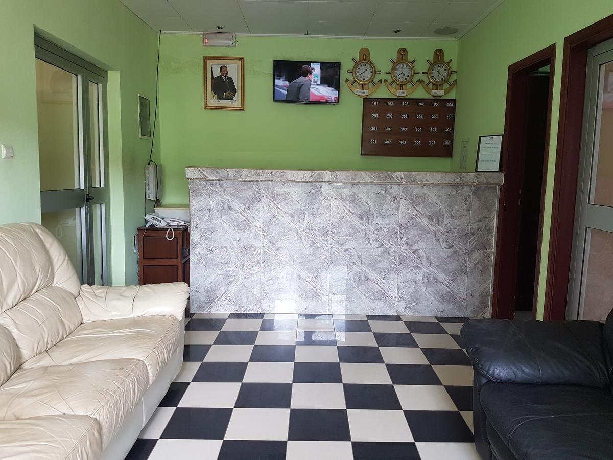Liza Hotel Yaoundé Exterior photo