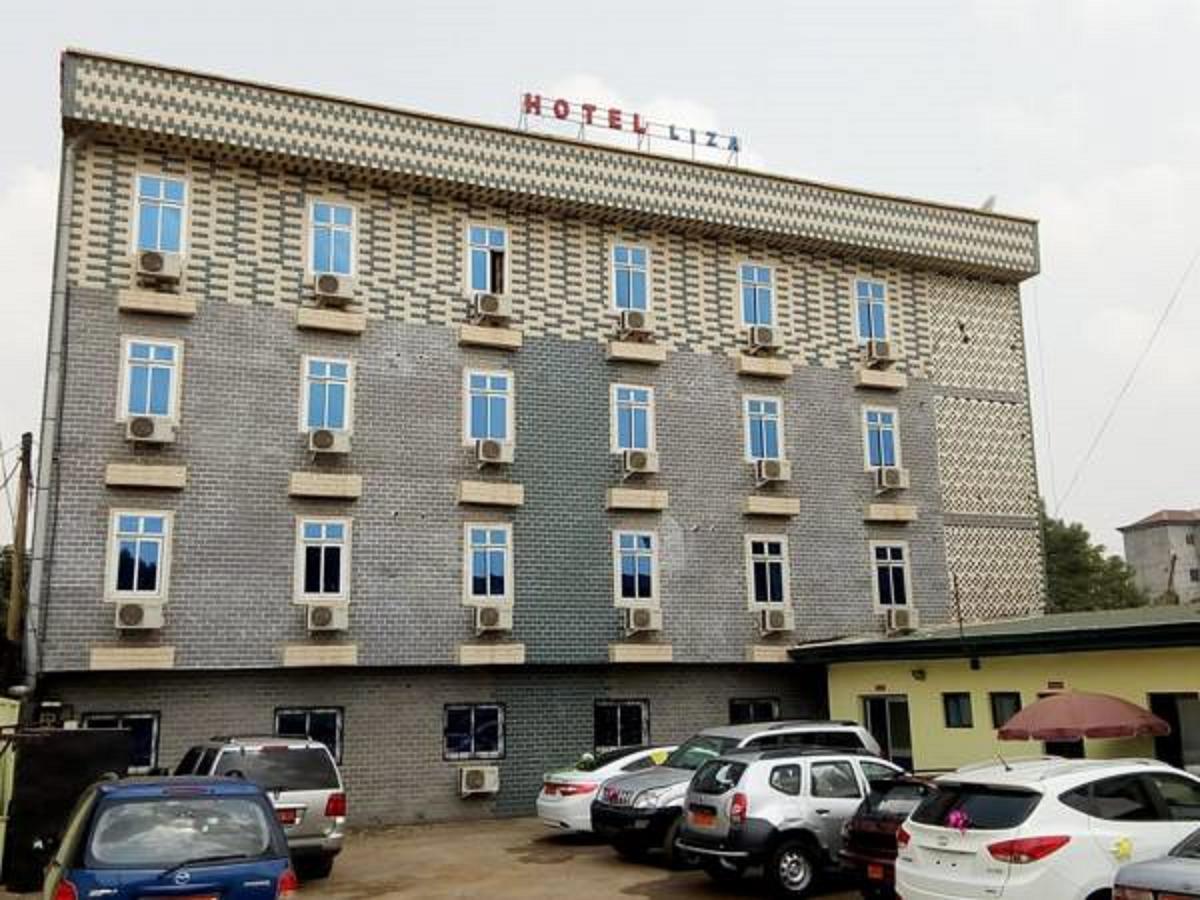Liza Hotel Yaoundé Exterior photo